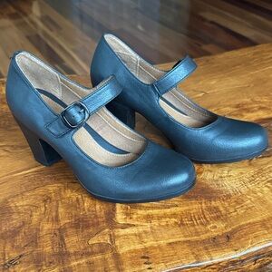 Sofft Black Mary Jane Heels Adelaide size 8